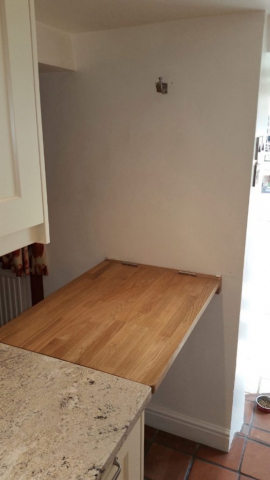 Kitchen blackboard bar flap oak granite watlington oxfordshire 2 577x1024