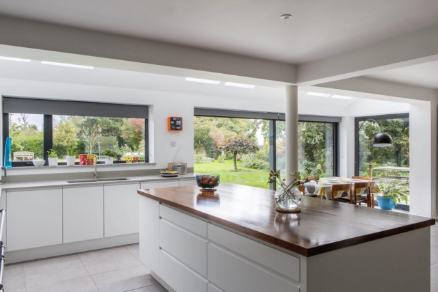 garden view kitchen island walnut handleless stewkley buckinghamshire 1 1024x683