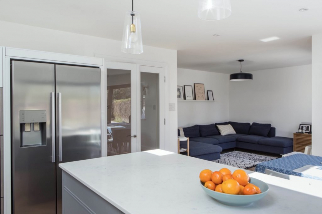 stainless _steel_white_quartz_kitchen_diner_grey_handleless_thame_oxford