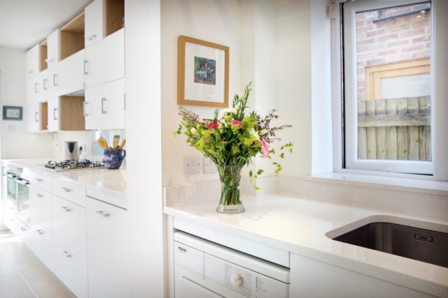 white kitchen modern light airy oxford oxfordshire 2 1024x683